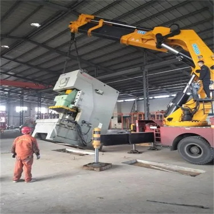 涉县80吨折臂吊车出租附近电话